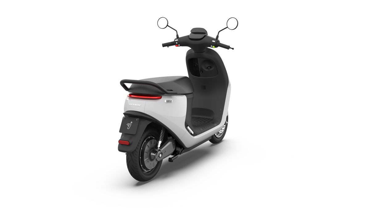 Segway-Ninebot E110S eMotobike